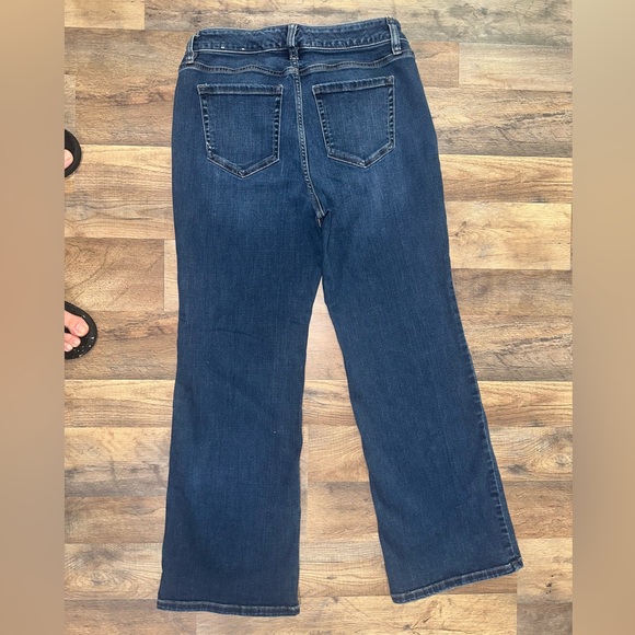 LANE BRYANT  Signature fit  Mid-Rise boot Women's Jeans size 12 short - Picture 2 of 7